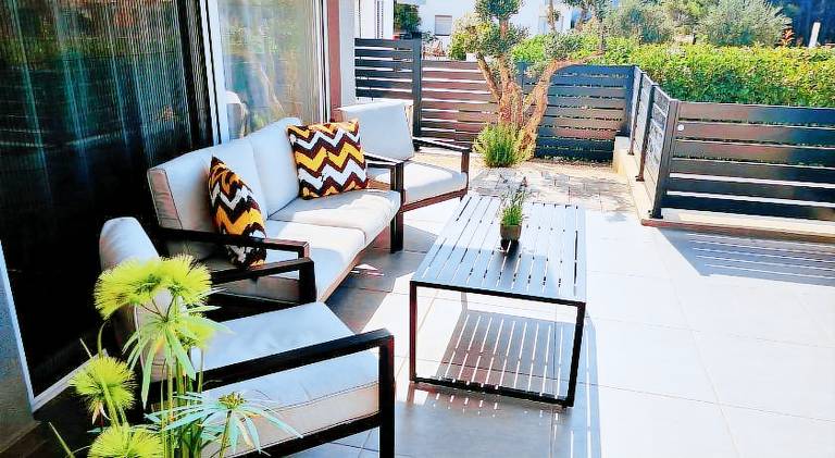 Villa with hot tub | Pet-friendly — photo 3