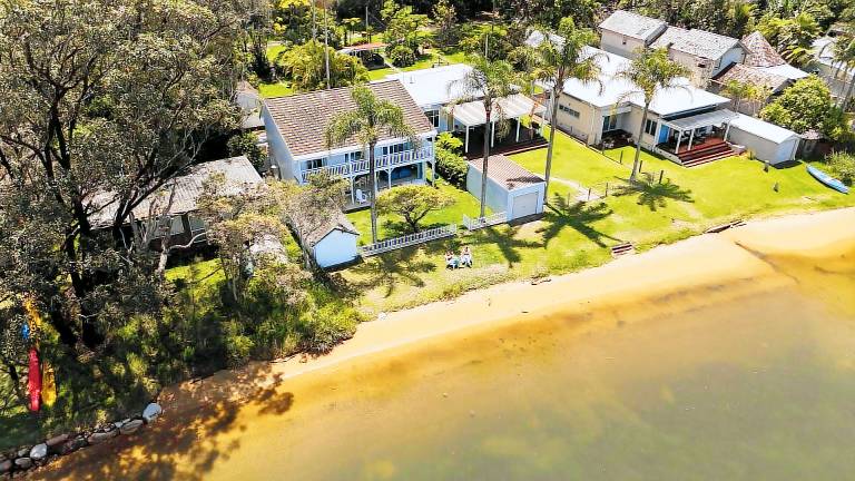 House Dangar Island