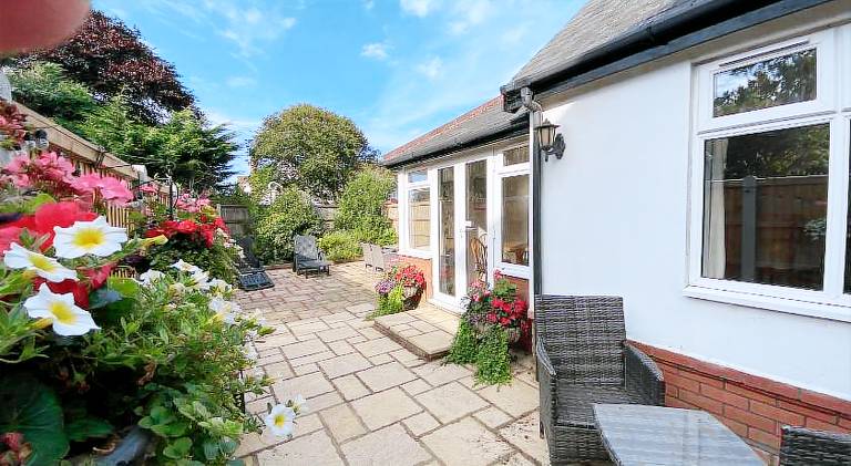 Garden Cottage — photo 4