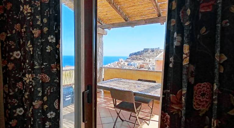 Holiday apartment with patio — photo 4