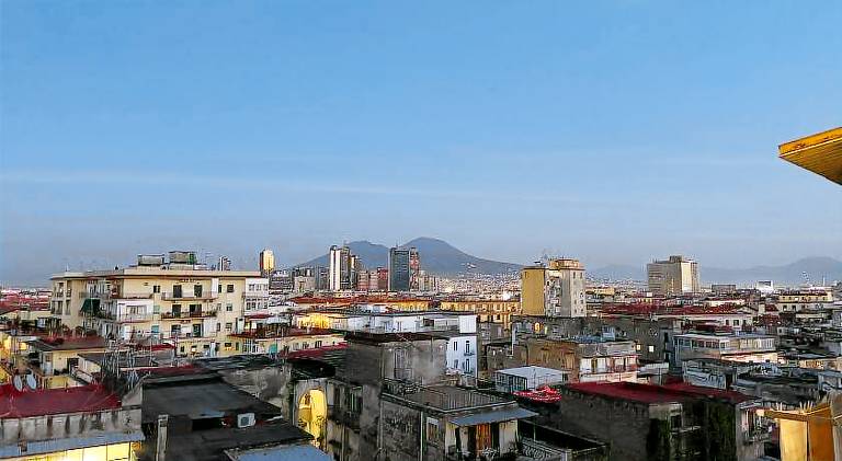 Apartment with terrace | Next to Naples Cathedral | Pets are welcome — photo 2