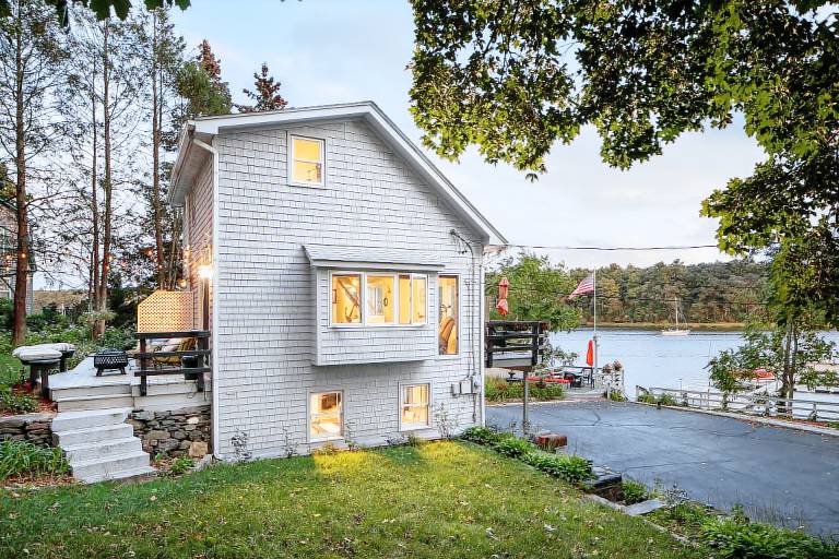House  Prudence Island