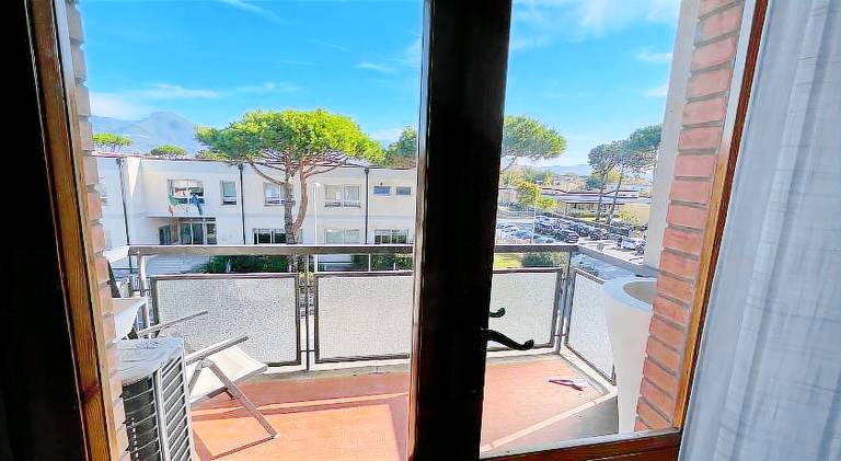 Holiday apartment with 2 rooms for 7 persons — photo 5
