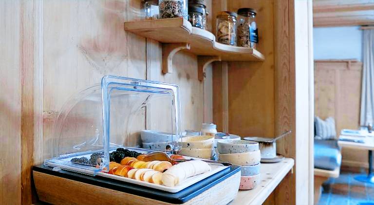 Boutique Hotel UJA Scuol — photo 4