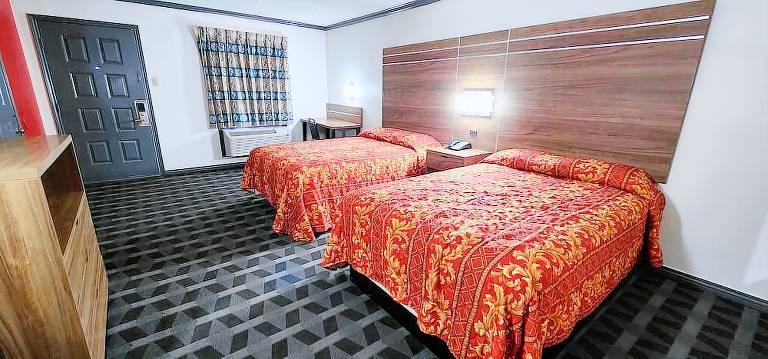 Motel  Bankhead