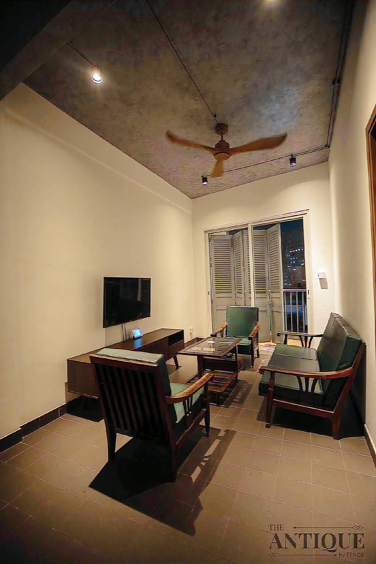 Double Balcony - Vintage Saigon Indochine Style — photo 4