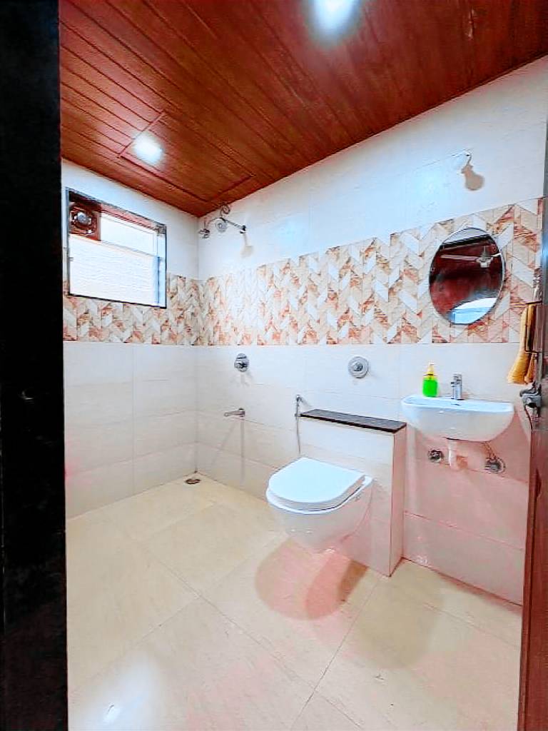 House with 1 room for 8 persons — photo 3