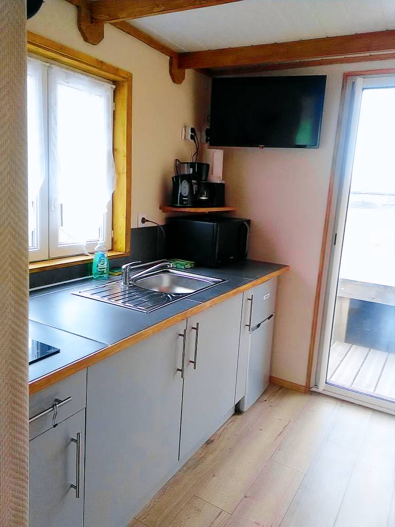 House with BBQ, garden & terrace | Water view — photo 3