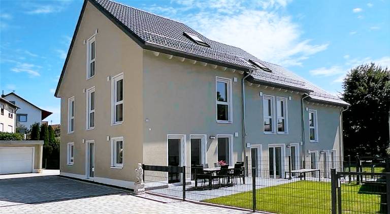 120 m&sup2; Ferienhaus