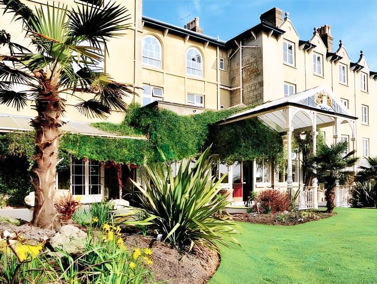 The Royal Hotel — photo 4