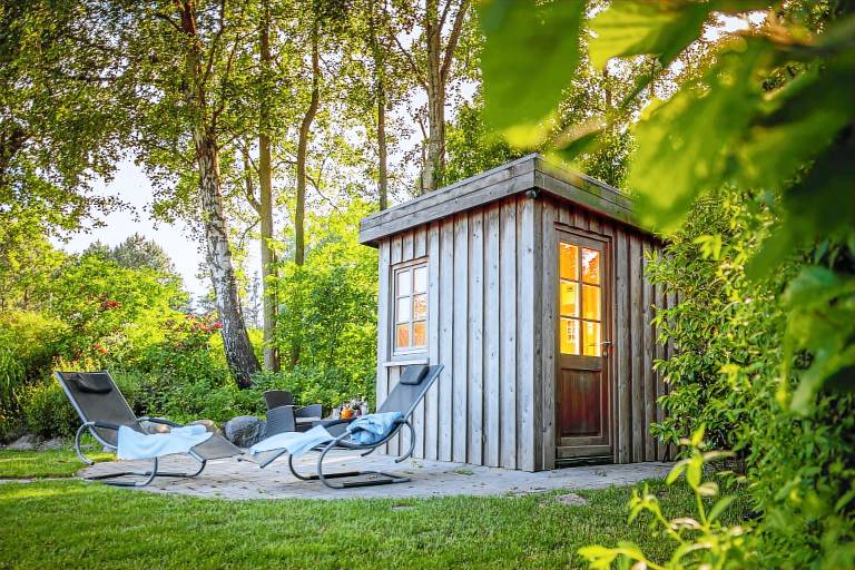 House with sauna, hot tub & patio — photo 3