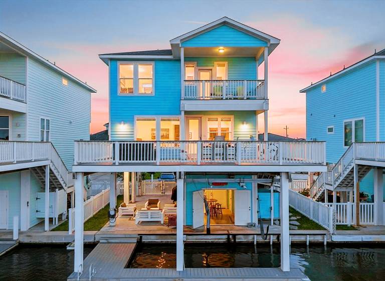 House  Jamaica Beach