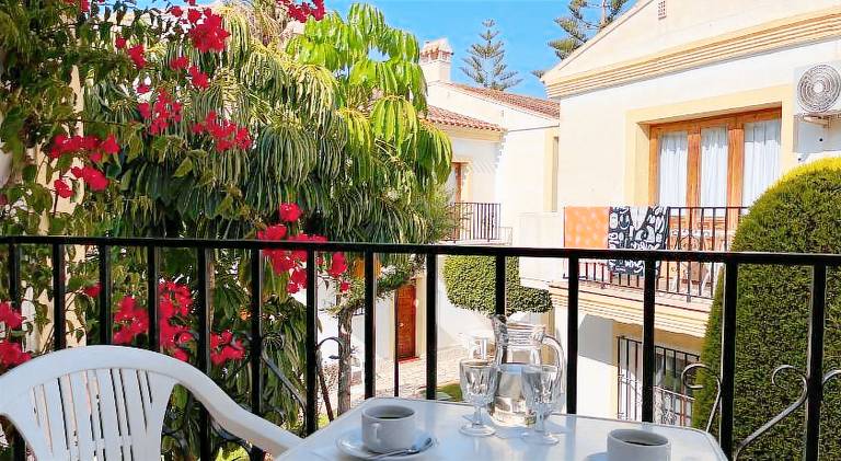 Holiday apartment with yard, private pool & terrace | Close to the beach | Suitable for remote work | Pets allowed in Vera