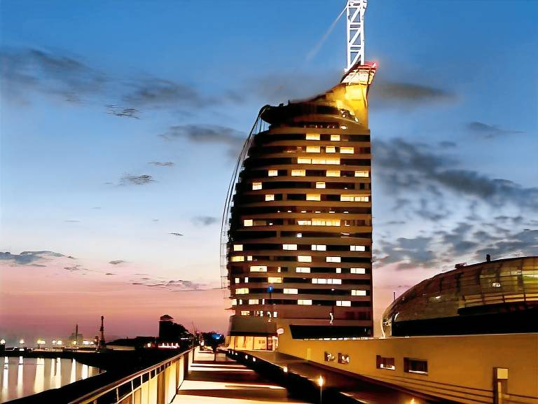 ATLANTIC Hotel Sail City in Bremerhaven