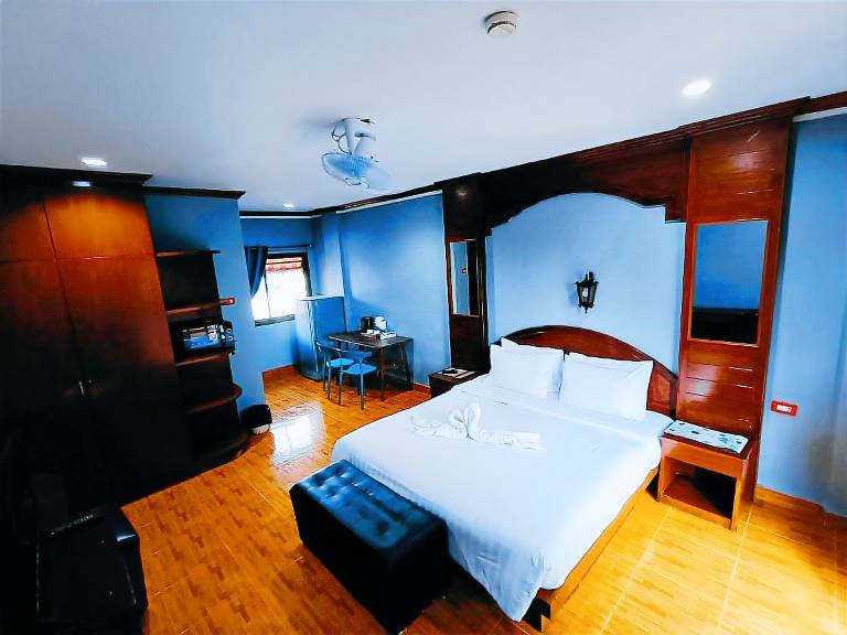 The Guest House - Apartment in Patong