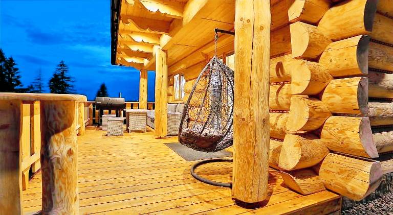 Chalet with jacuzzi | Pets allowed — photo 5