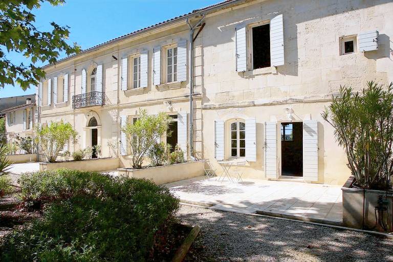 Appartement  Arles