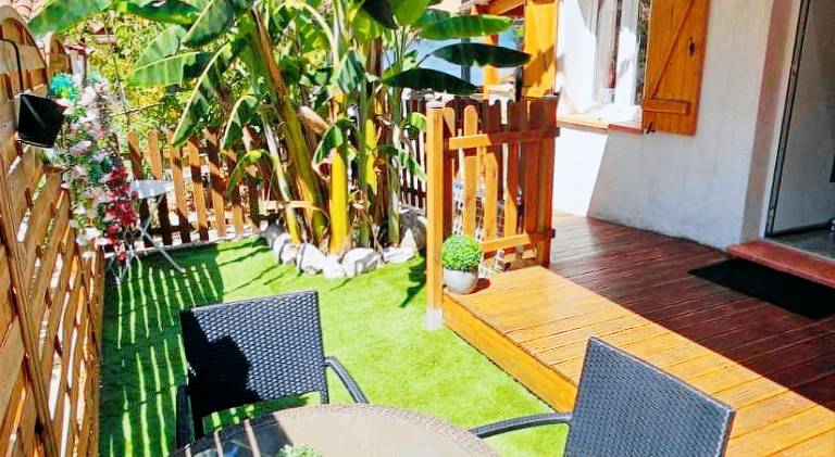 Rental apartment with 1 room for 4 persons in Biot