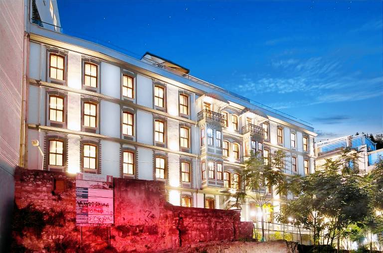 DeCamondo Galata, a Tribute Portfolio Hotel in Istanbul