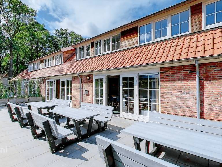 HGX 3355 De Twenste Hoeve 18p