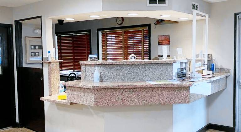 Ramada by Wyndham Sioux Falls — photo 4
