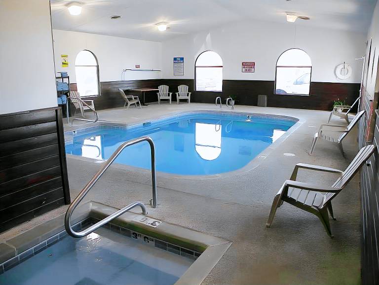 New Victorian Inn & Suites-Norfolk — photo 3