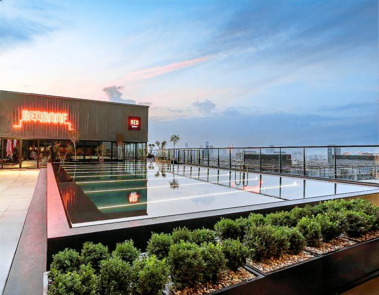 Radisson RED Izmir Point Bornova — photo 5