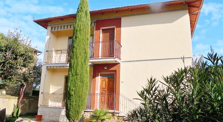 House with pool & jacuzzi in Montepulciano
