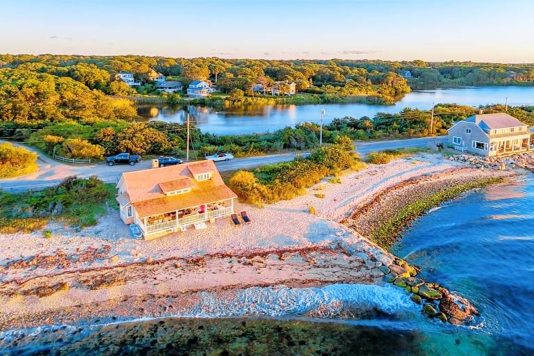 Cabin Vineyard Haven