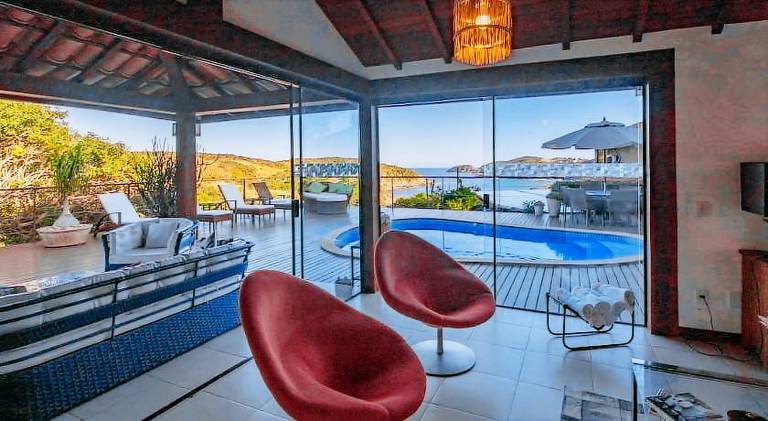Villa with pool — photo 3