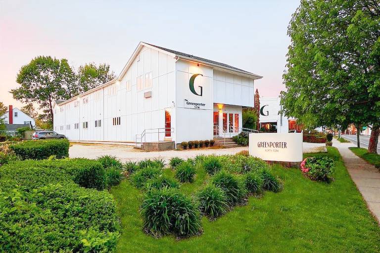Greenporter Hotel