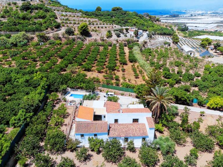 Villa Est&eacute;vez