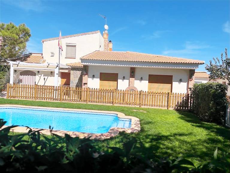 Casa Mora