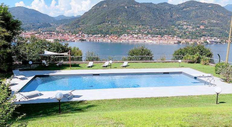 Villa with pool | Pet-friendly in Gardone Riviera