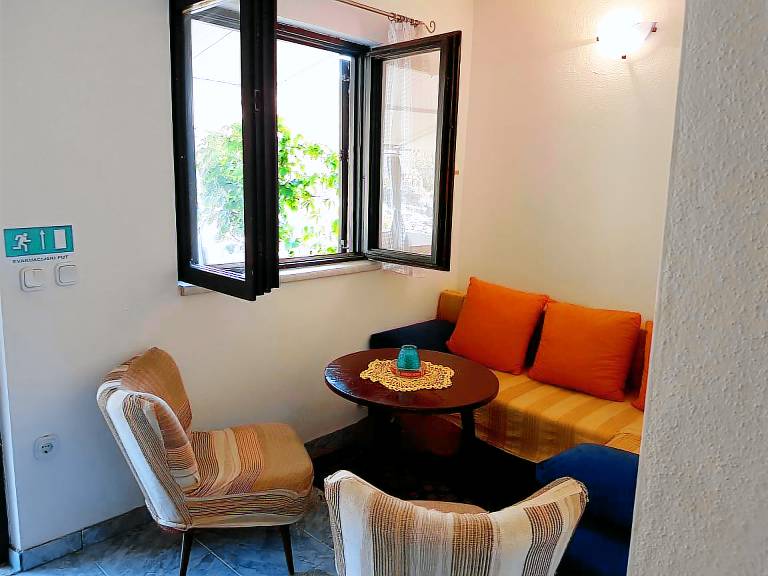 One bedroom apartment with terrace and sea view Cove Prapratna - Prapatna, Hvar (A-12207-b) — photo 2