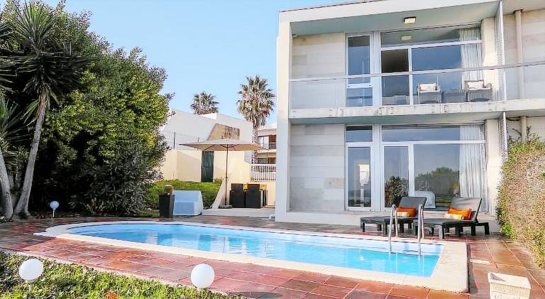Casa Andorinha With Private Pool & Coastal Views in Leiria