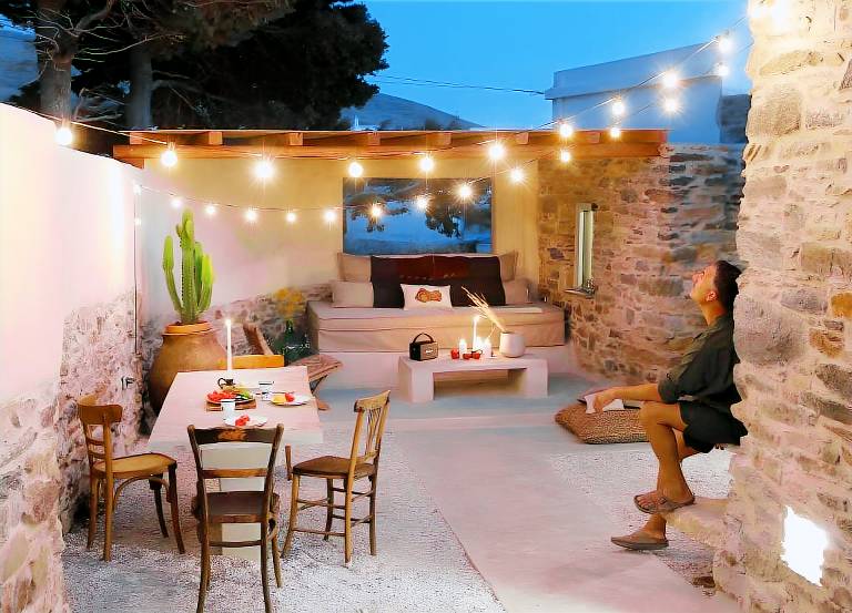 House with terrace & yard in Tinos