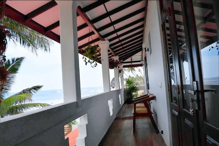 Ashen’s Beach House — photo 5