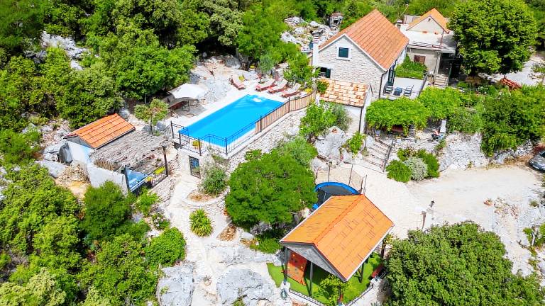 Villa with sauna, hot tub & private pool in Dubrovnik