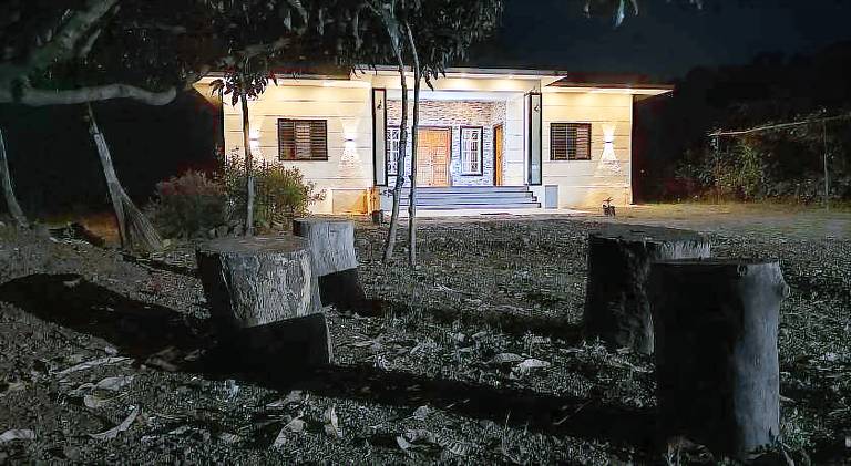 Bed and breakfast  Alibag