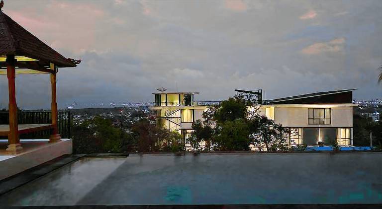 Villa with pool — photo 3