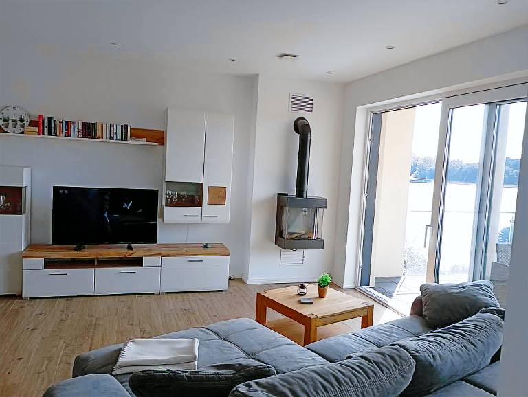 Komfortables Ferienapartment - Seerose - mit Sauna & Kamin am Malchower See — photo 3