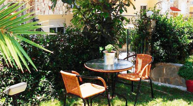 Beautiful apartment with yard | Pets allowed — photo 5