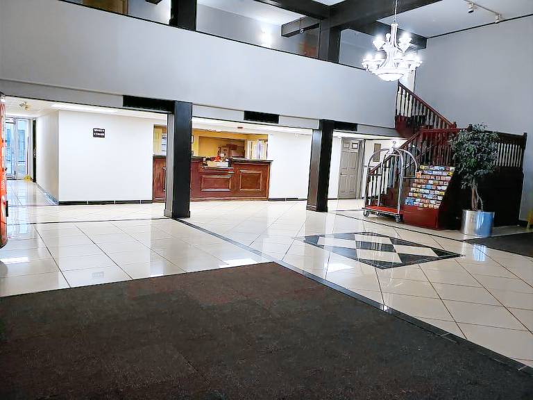 Royal Inn Hotel — photo 3
