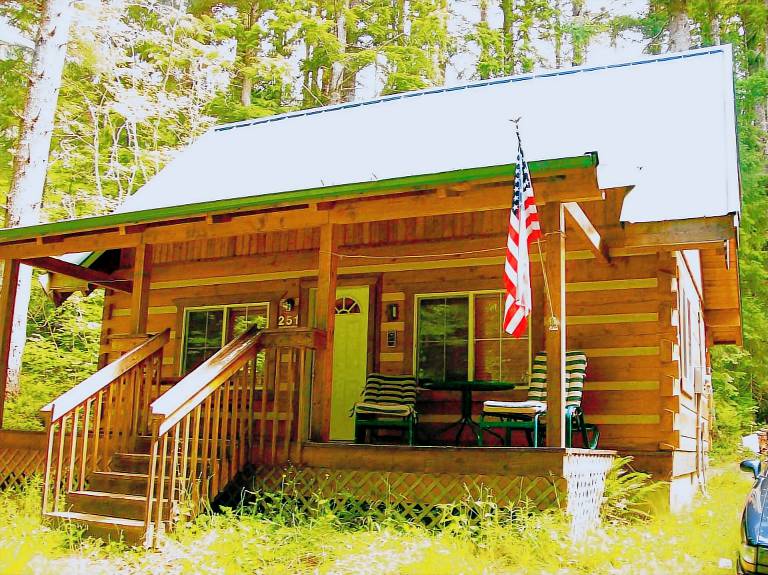 Lake Cushman, WA Cabin Rentals from 81 Hometogo