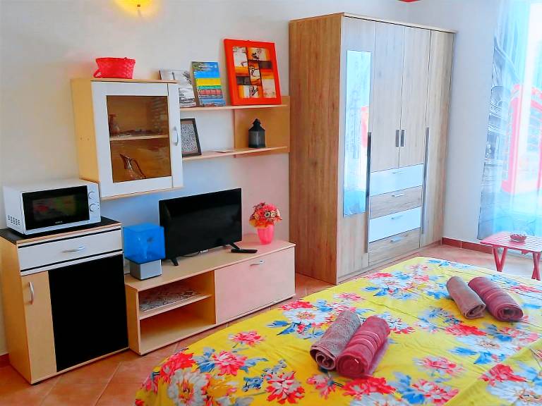Appartement in Kampor — photo 5