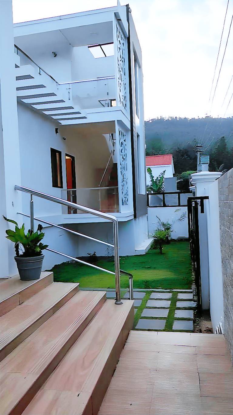 GOLDEN MOON RESORT — photo 4