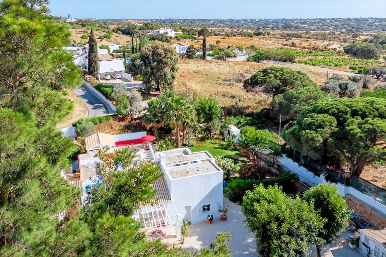 Fully equipped villa with garden, private pool & grill | Pets are welcome — photo 5