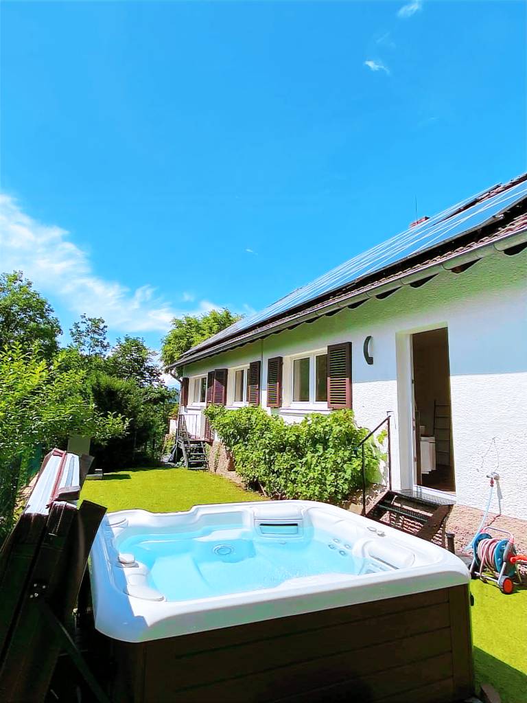 Fully equipped vacation home with sauna, yard & patio | Good for workation | Pet-friendly — photo 4
