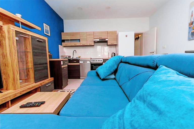 Apartment Near the sea in Rab